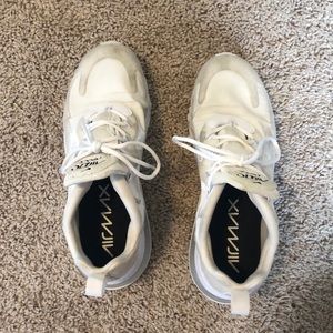 Nike Air Max 270 React